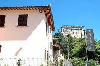 Ponte San Vittorino מלון אסיסי