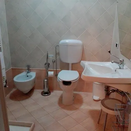 Ponte San Vittorino 2* אסיסי