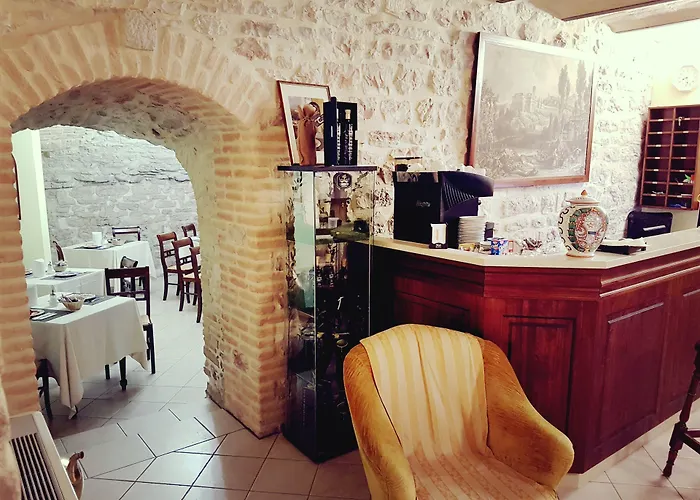 Ponte San Vittorino Hotel