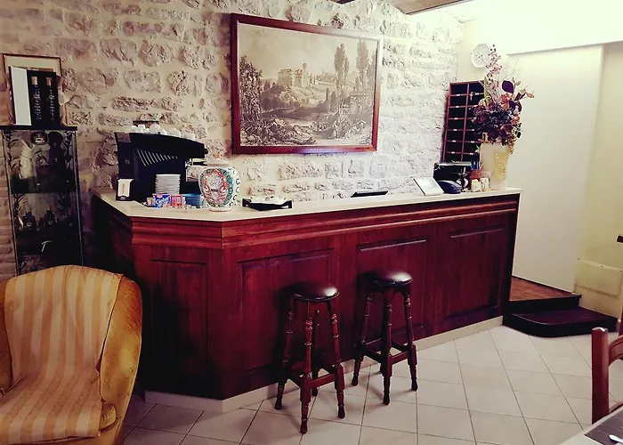 Ponte San Vittorino Hotel